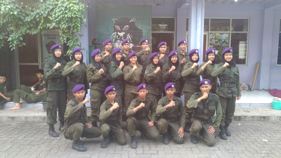 Foto bersama Yudha 27 Resimen Mahasiswa Batalyon 948 MK