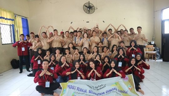 Foto bersama siswa SMA Masehi Semarang