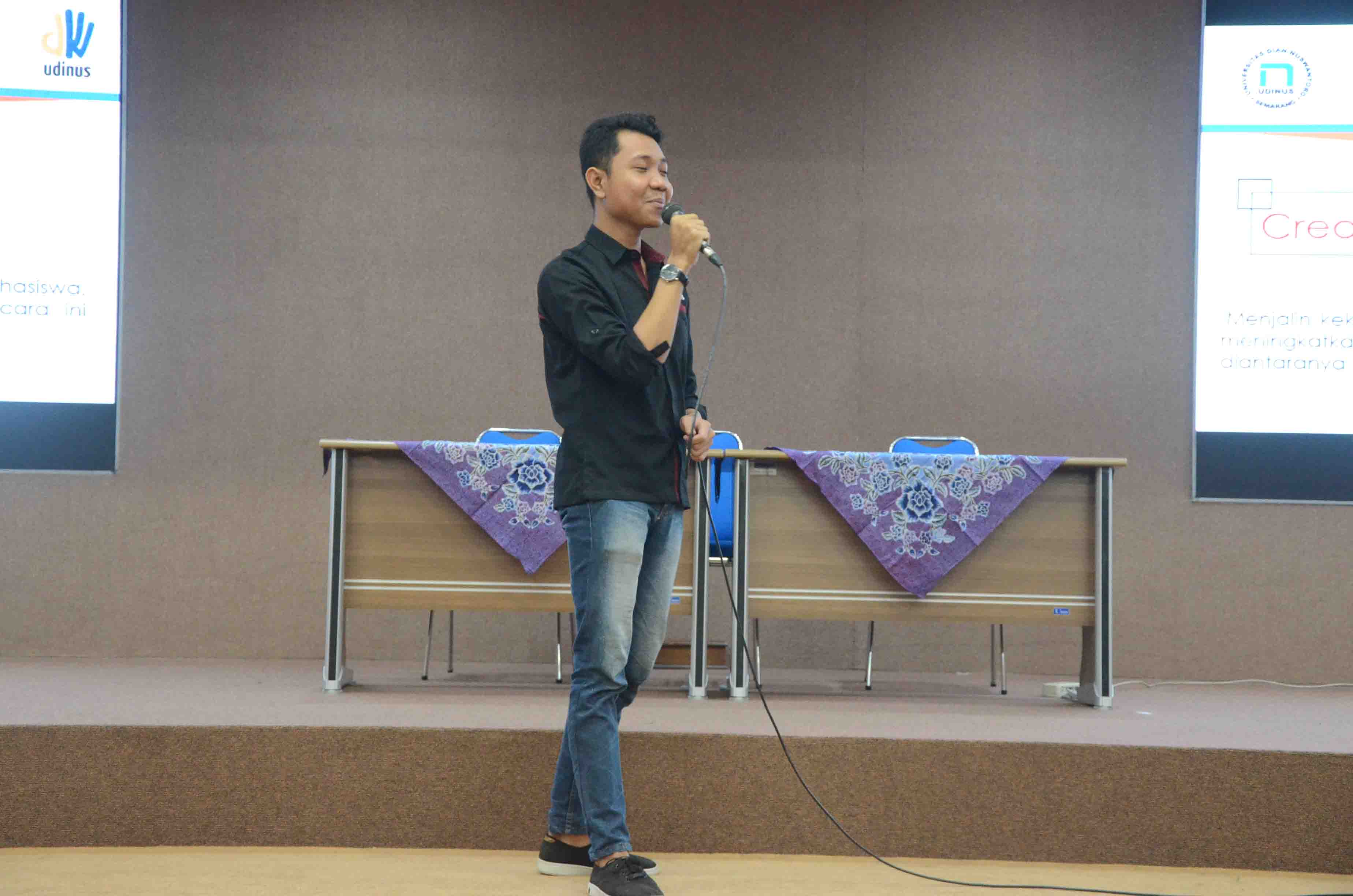 Presentasi LPJ Oleh Ketua Ormawa