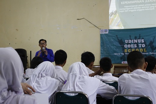 Presentasi Pembicara GTS SMKN 1 Semarang