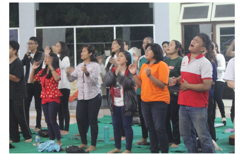 (8) Praise And Worship 2