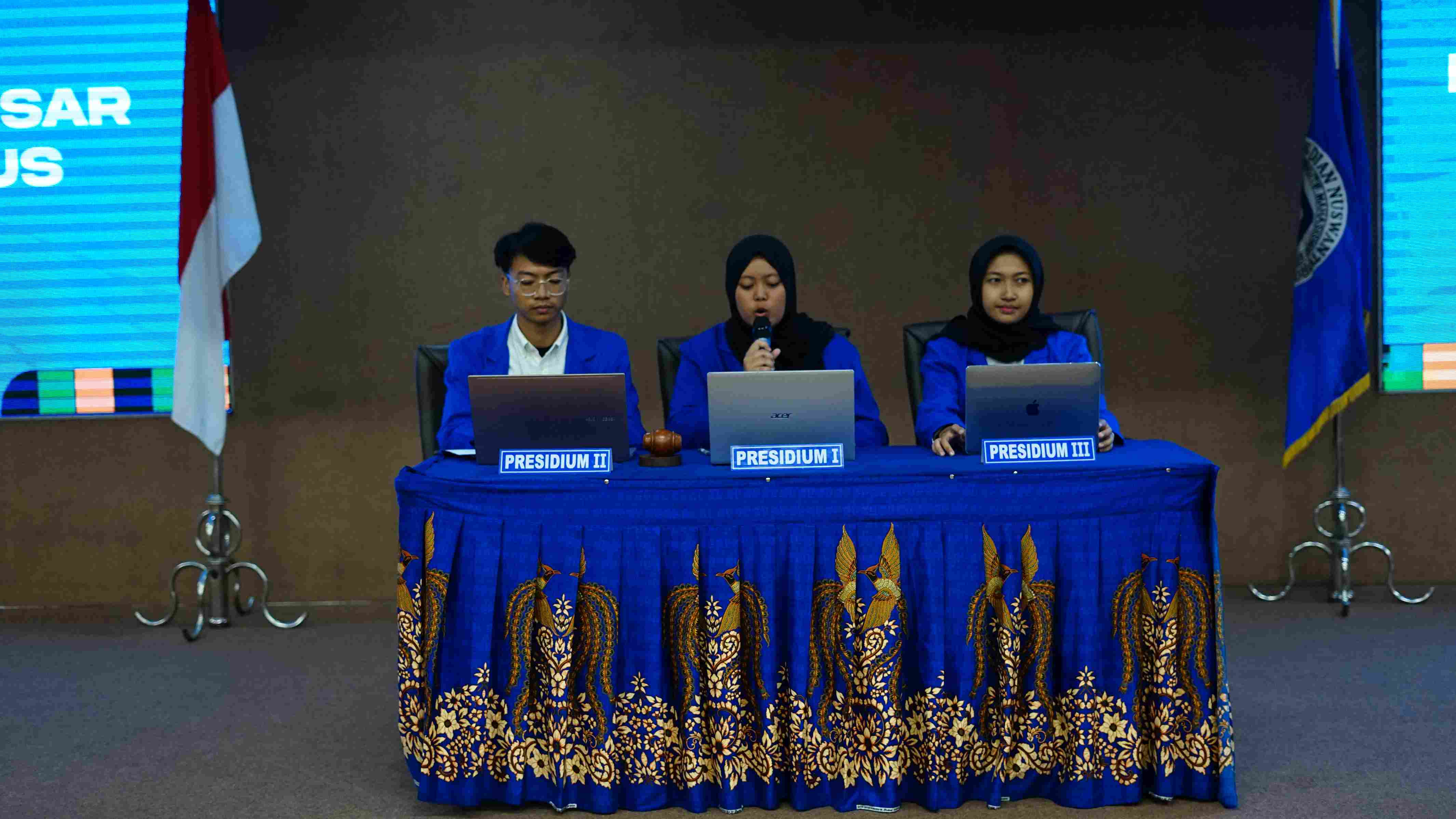 Pembukaan dan Pembacaan Aturan Sidang Mubes