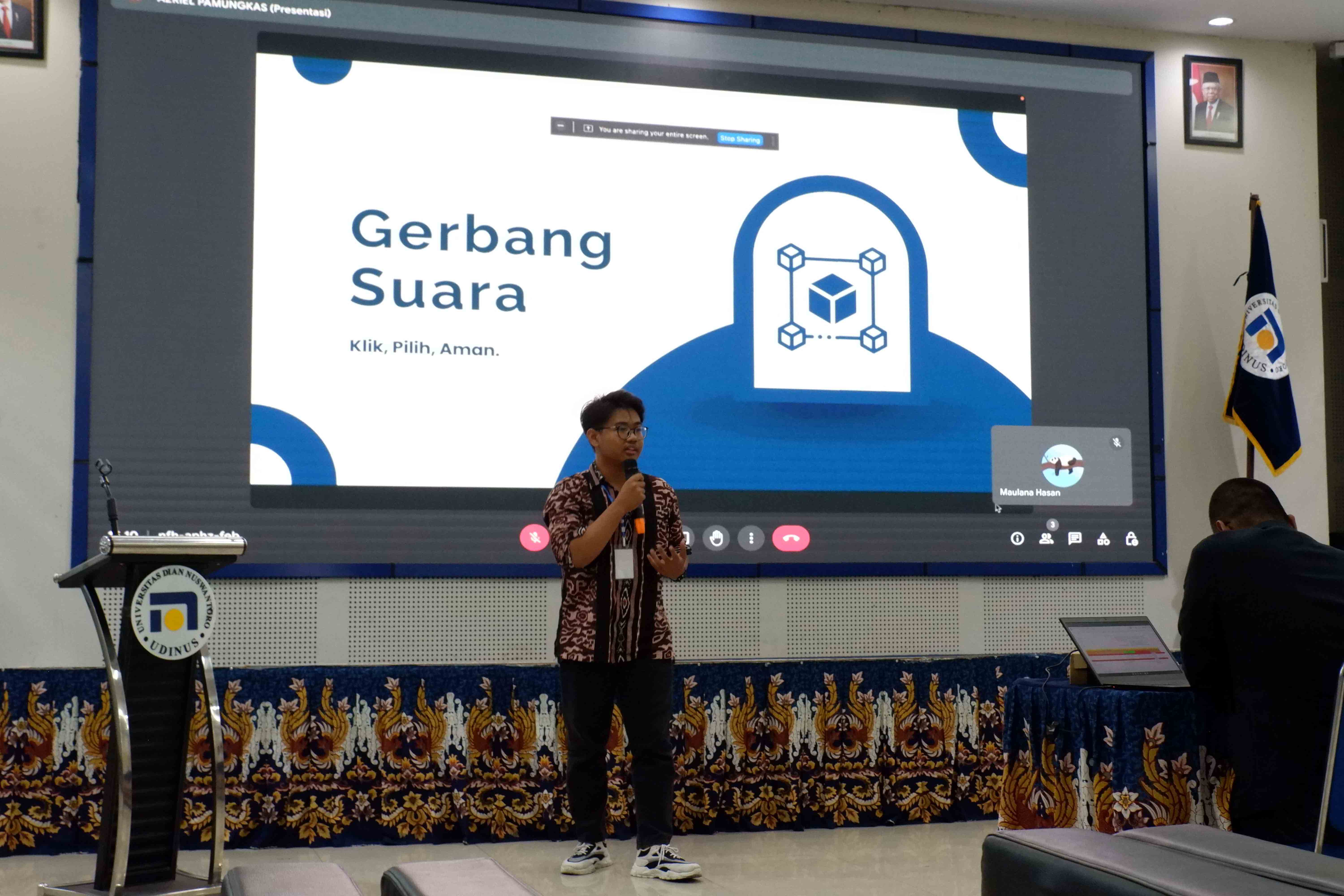 Presentasi Aplikasi oleh Finalis Kategori Mahasiswa