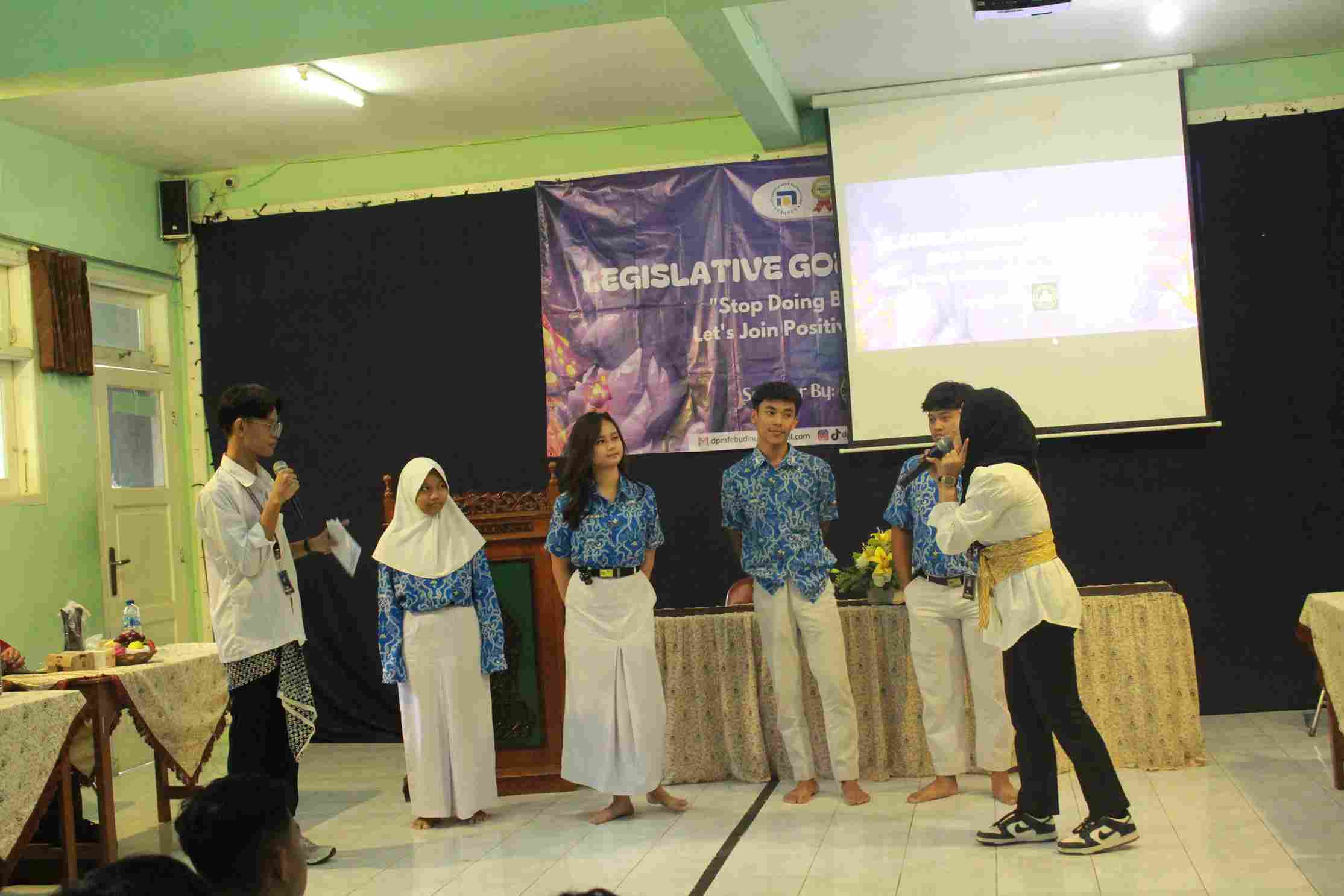 Sesi Games di SMA Institut Indonesia