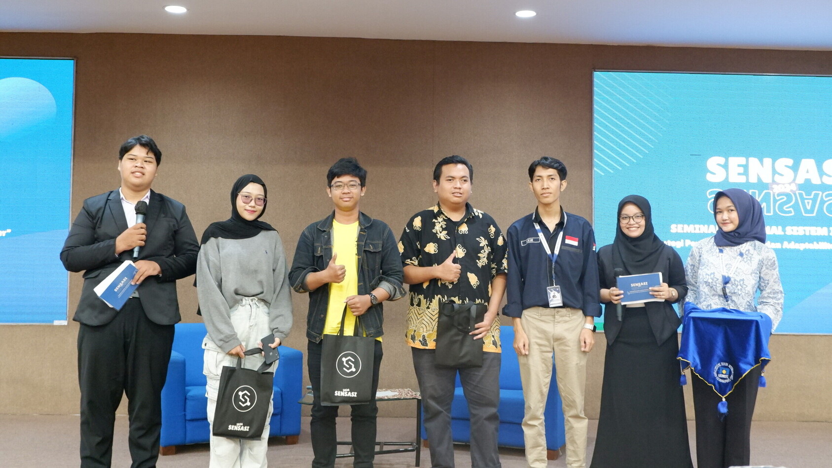 Seminar Nasional Sistem Informasi