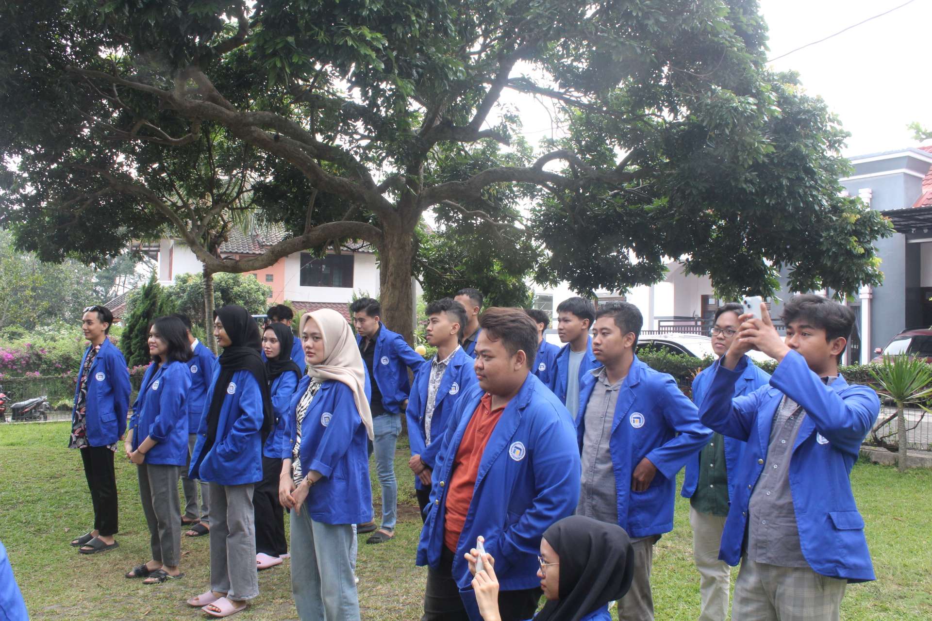 Pembukaan & Sambutan