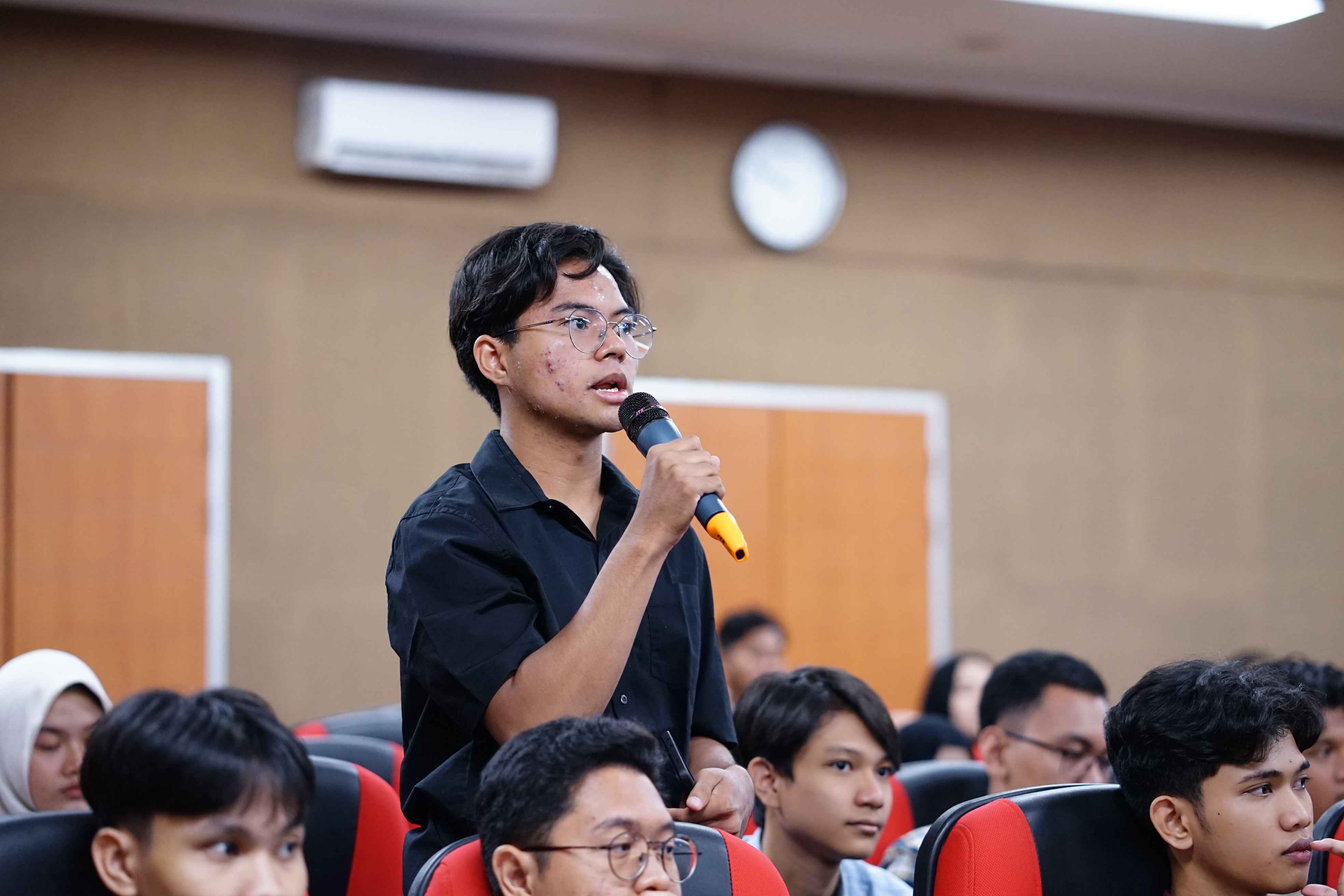Sesi Tanya Jawab Peserta