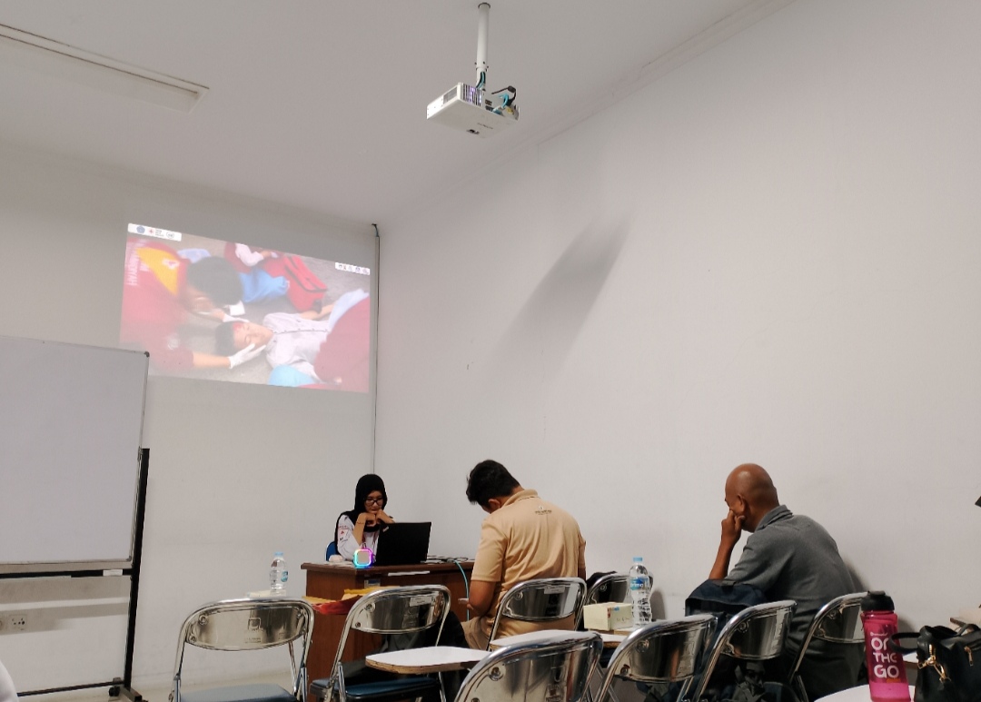 Sesi pemutaran dan penilaian video peserta 