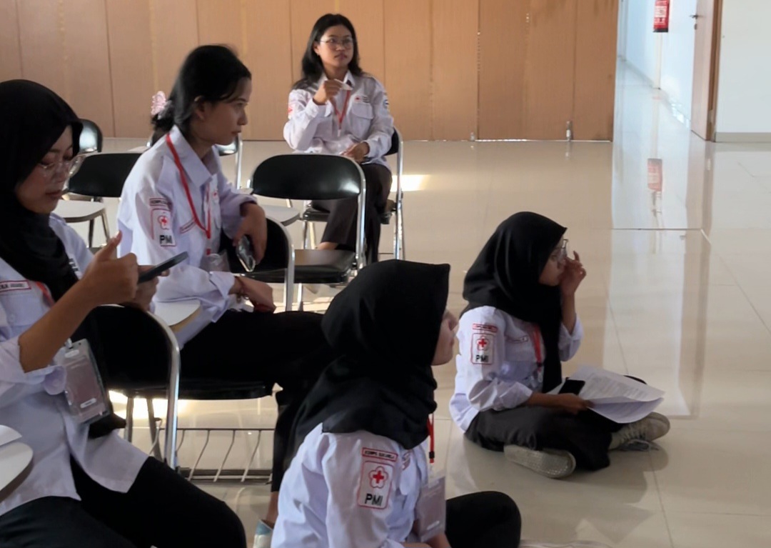 Briefing panitia dan persiapan (Day 1)