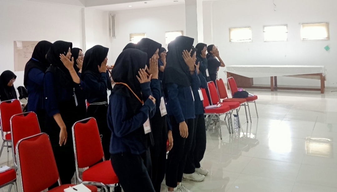 Ice Breaking dan Review Materi (Day 3)