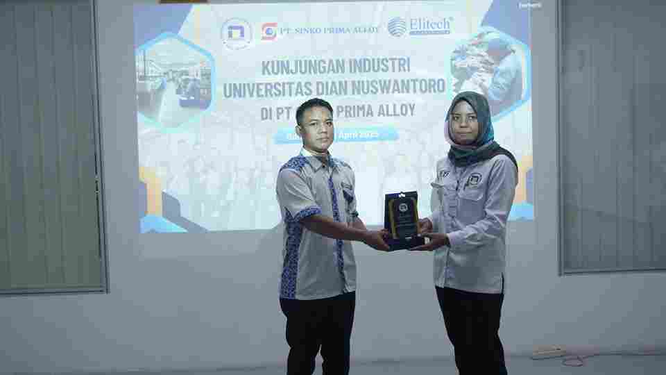 Kunjungan Industri