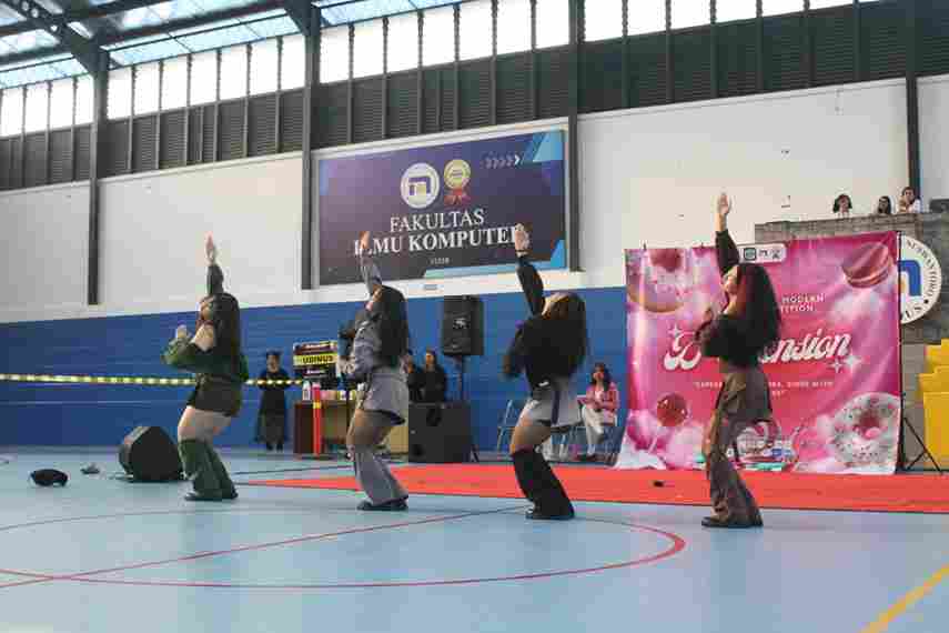 DFU Dinus Fest Kpop Modern Dance Competition