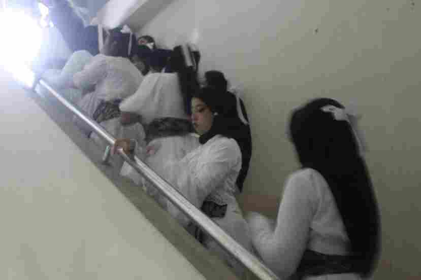Persiapan Penampilan Singer dan Crew