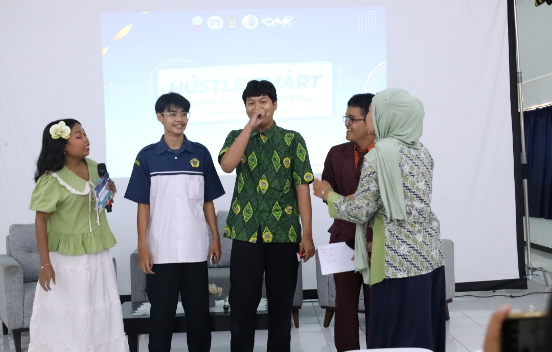 Sesi tanya jawab bersama peserta dan pemateri