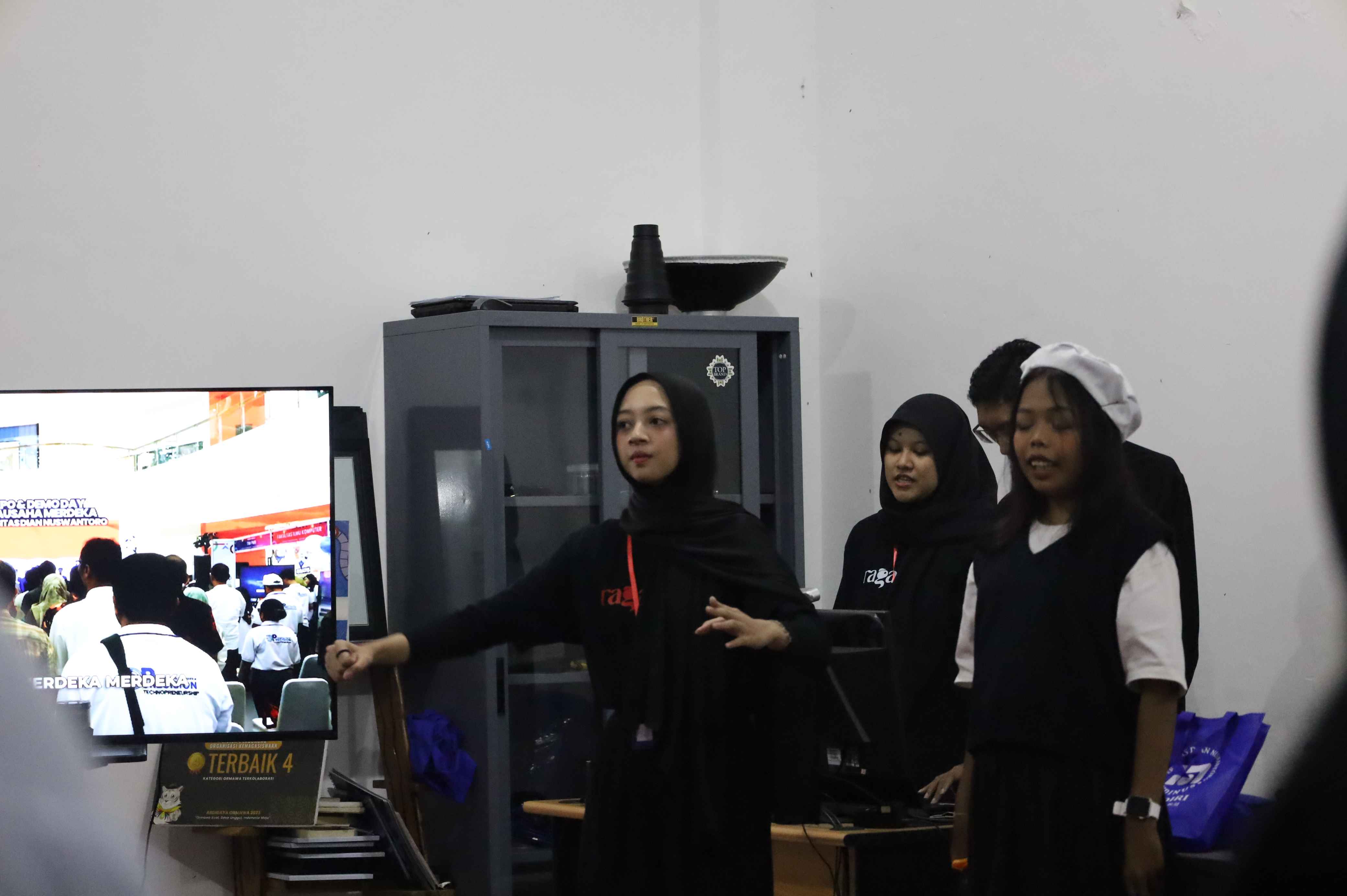 Workshop Kamera Lubang Jarum