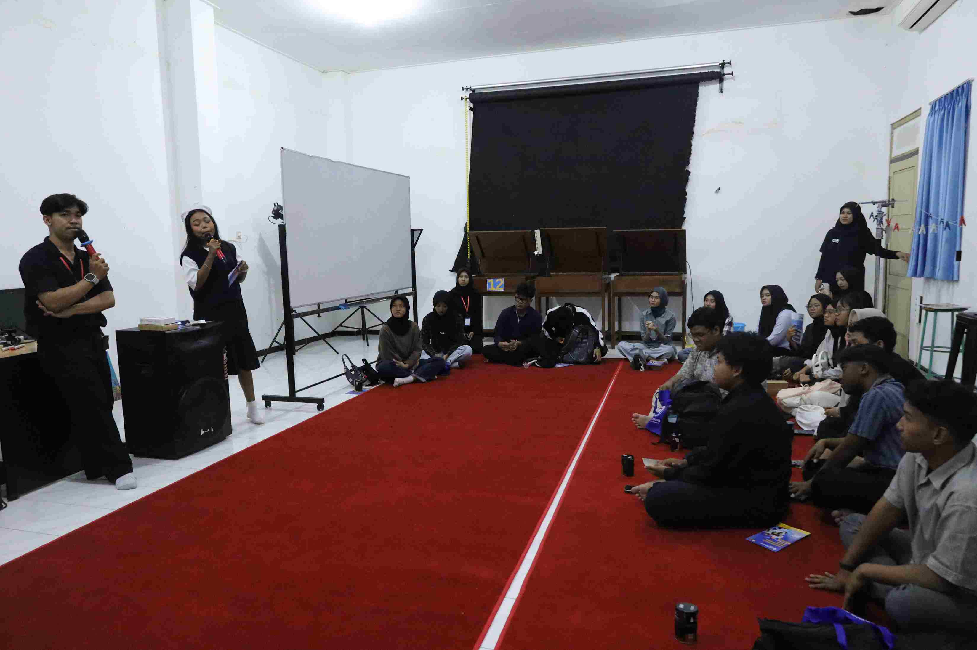 Workshop Kamera Lubang Jarum