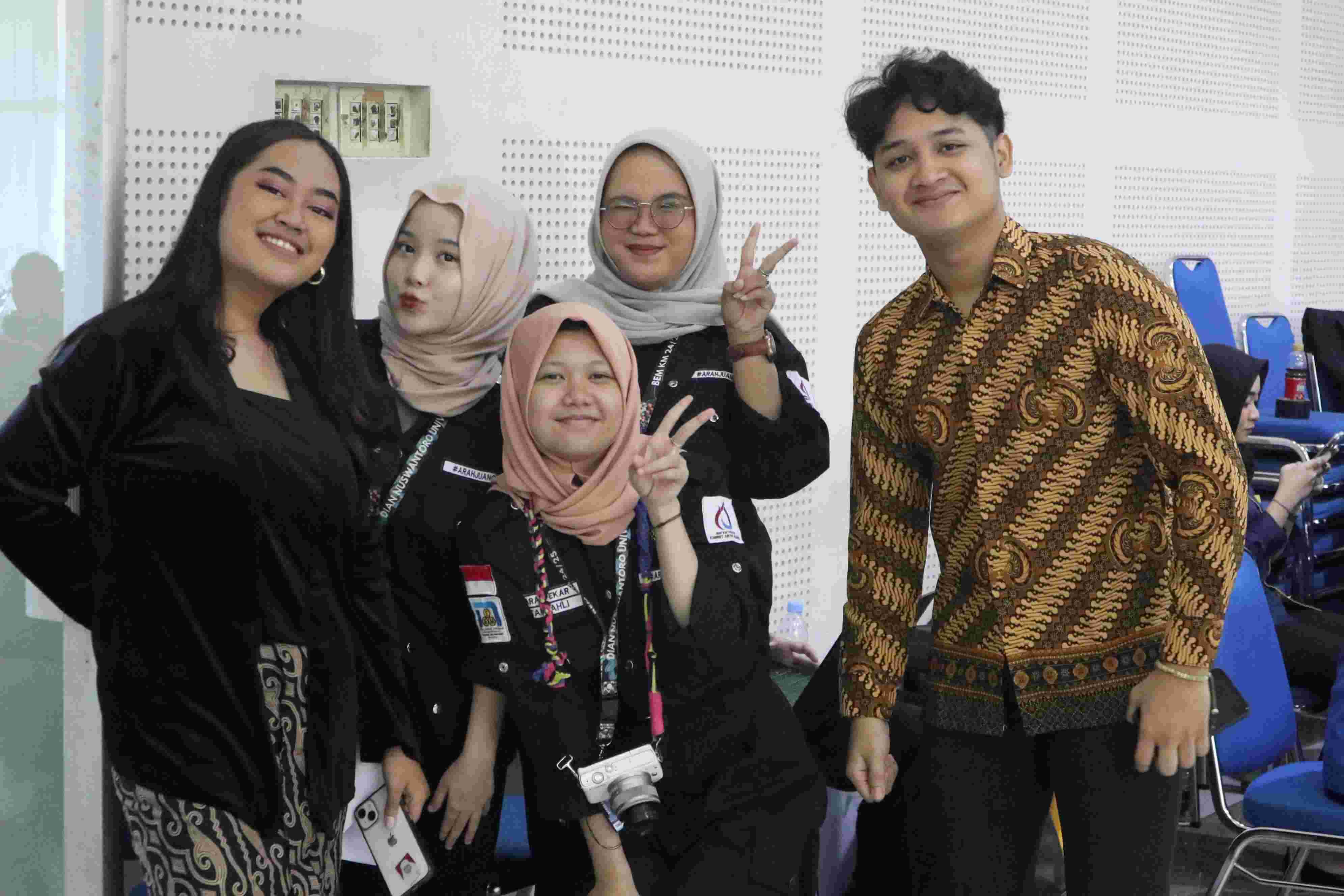 Seminar Internasional dan Workshop