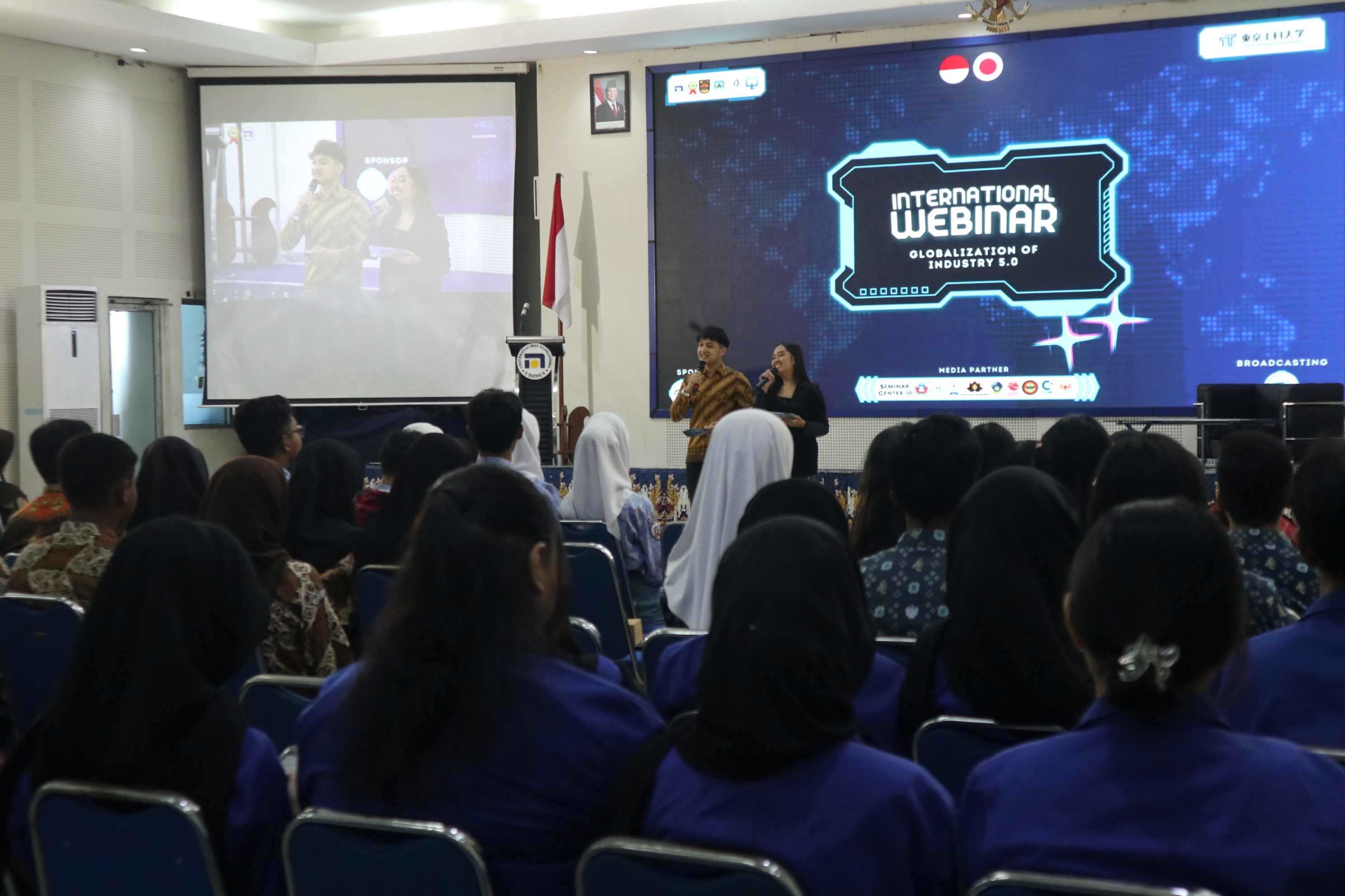 Seminar Internasional dan Workshop