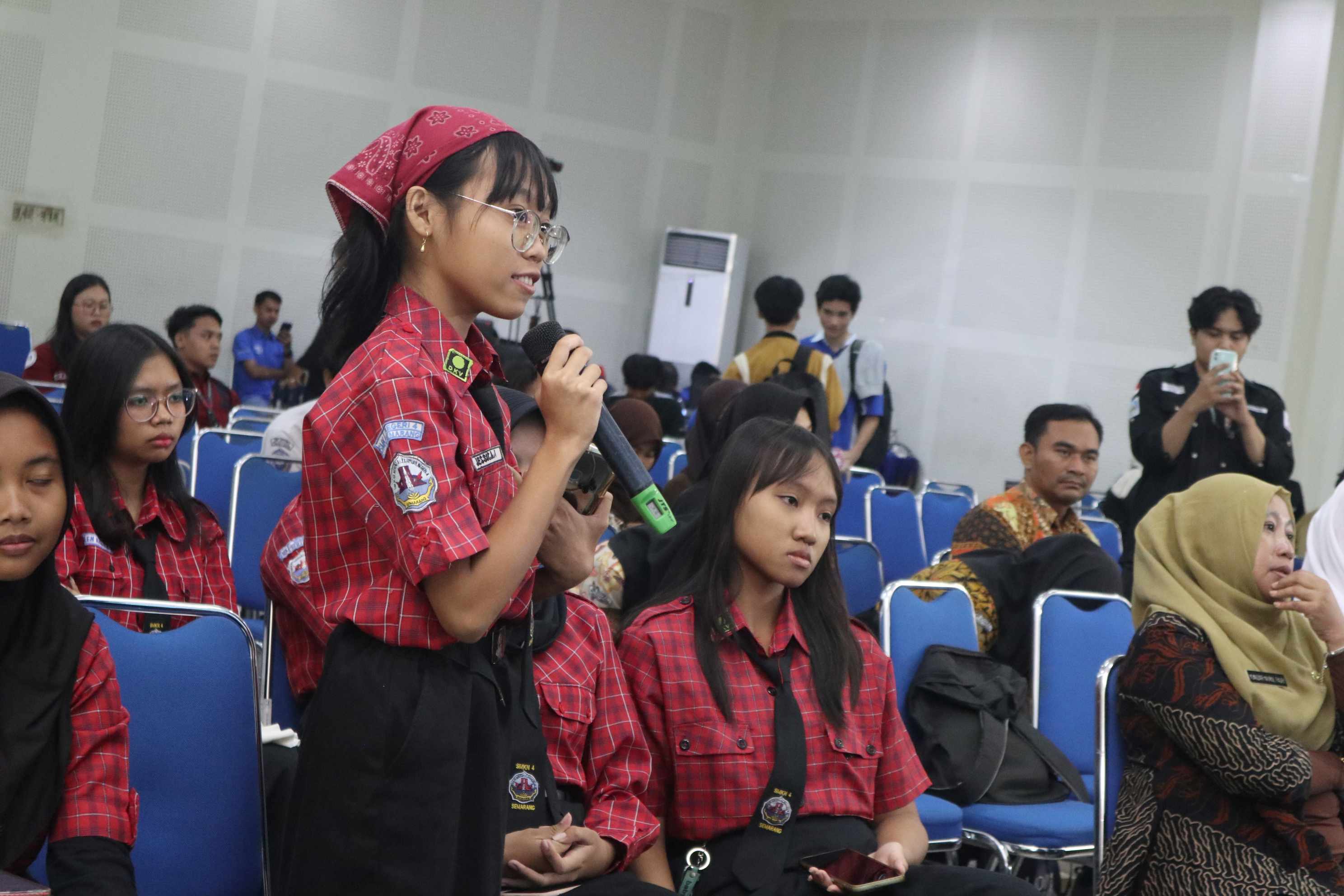 Seminar Internasional dan Workshop