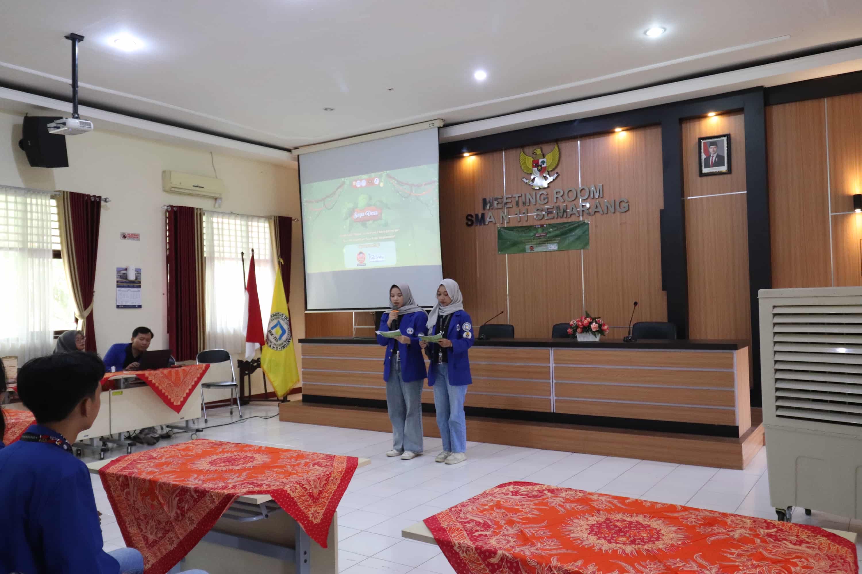 Pembukaan Acara