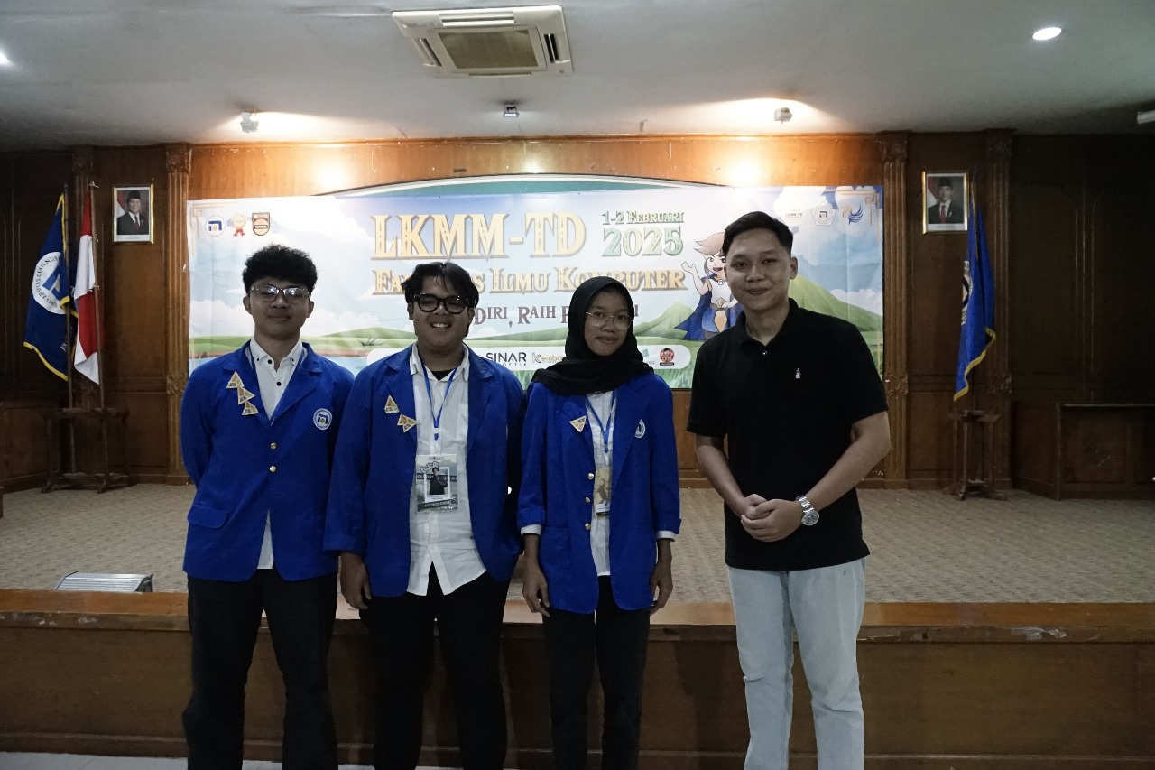 Foto Bersama Pemateri Eksternal