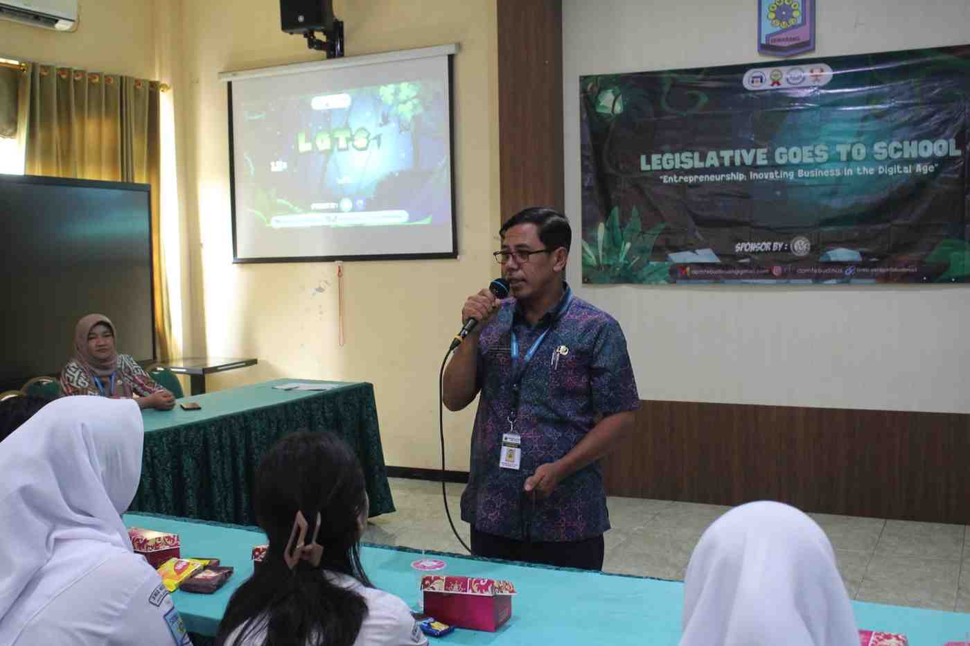 Sambutan kepala sekolah