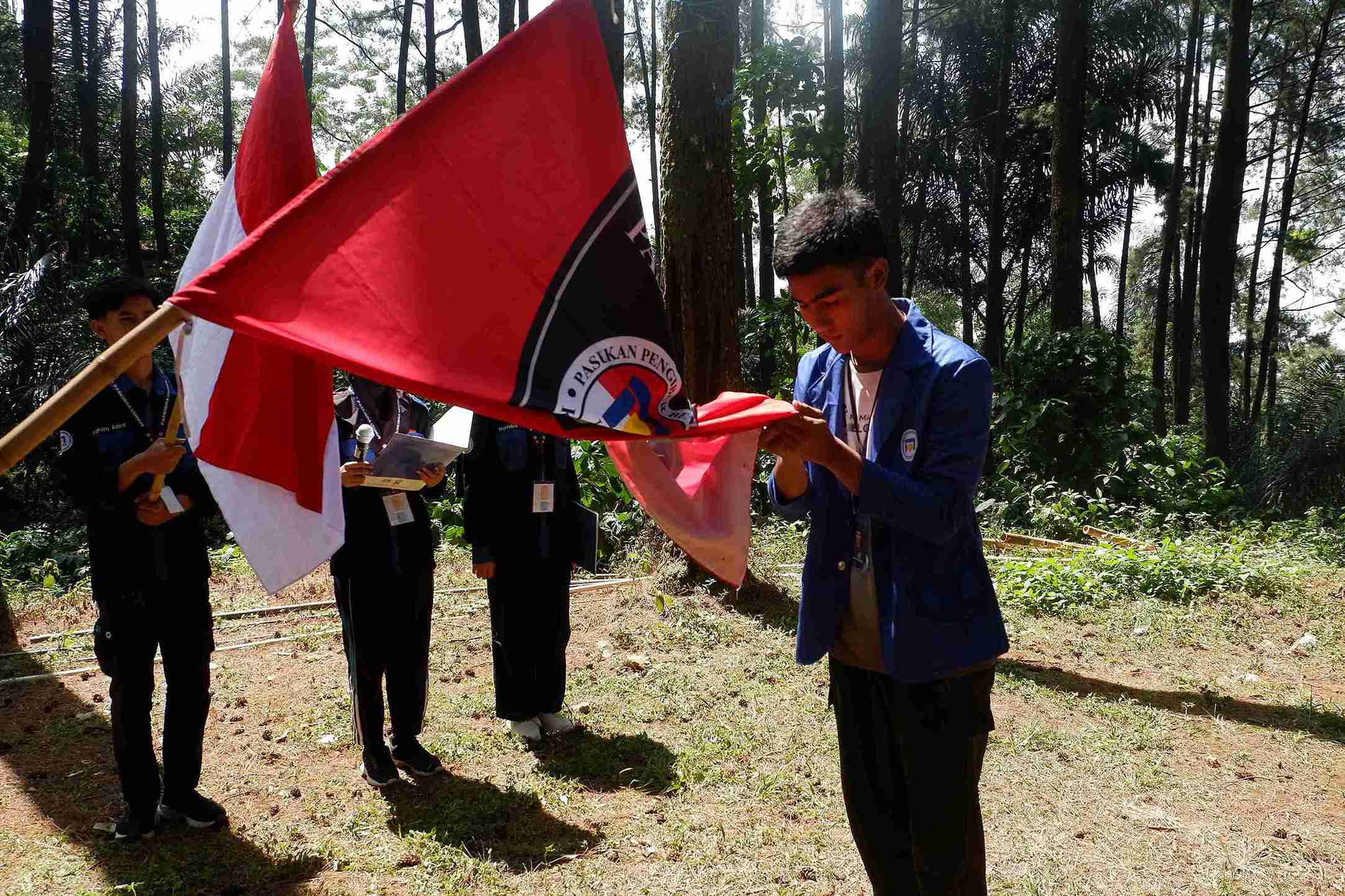Latihan Dasar Kepemimpinan