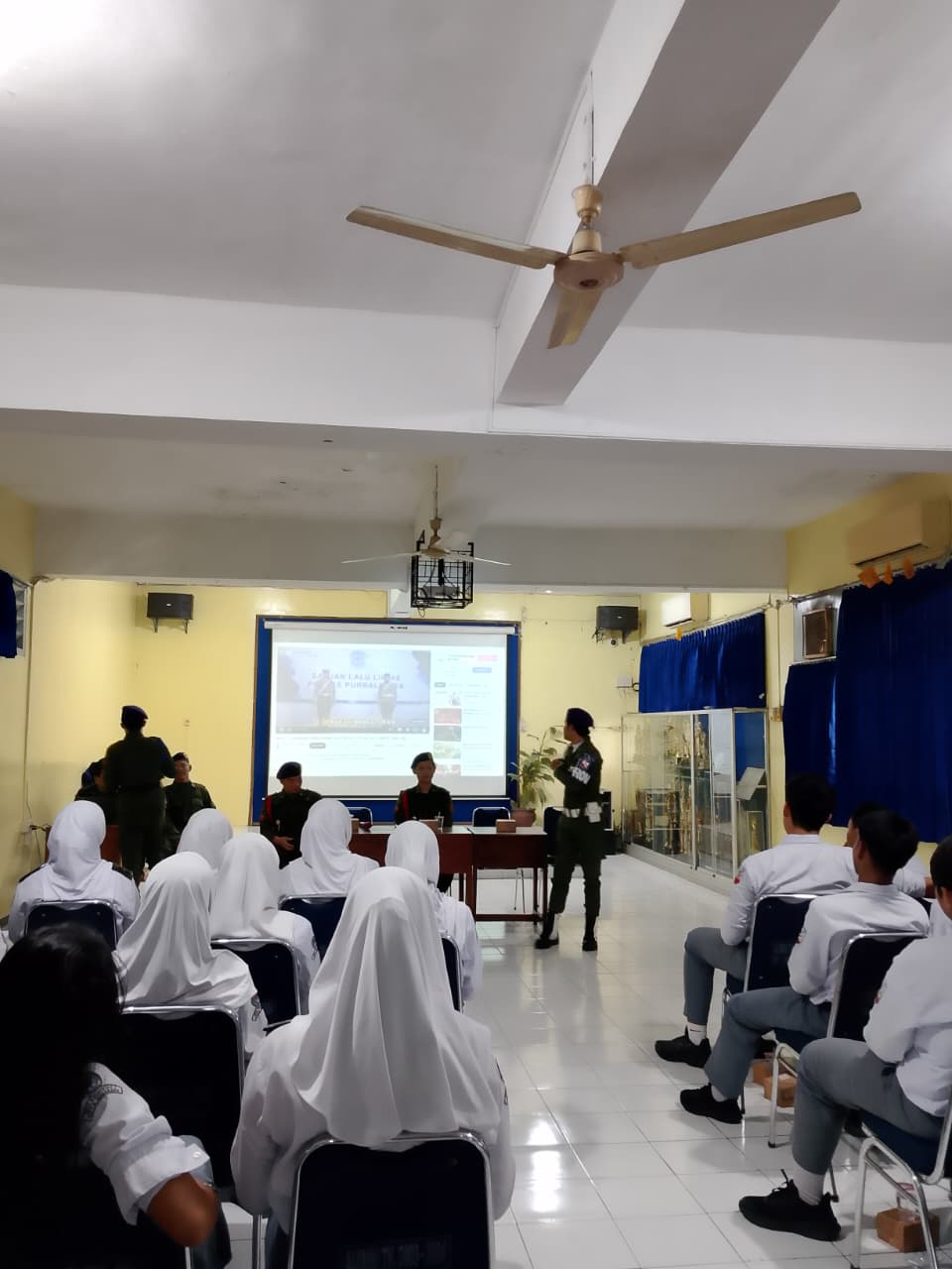Pelatihan Lalu Lintas Polisi Keamanan Sekolah