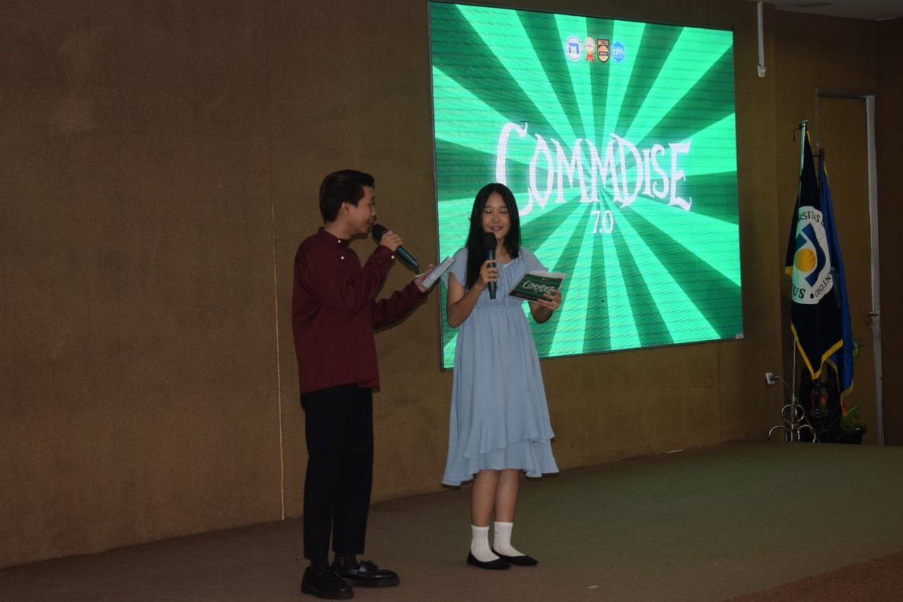 COMMUNICATION PARADISE