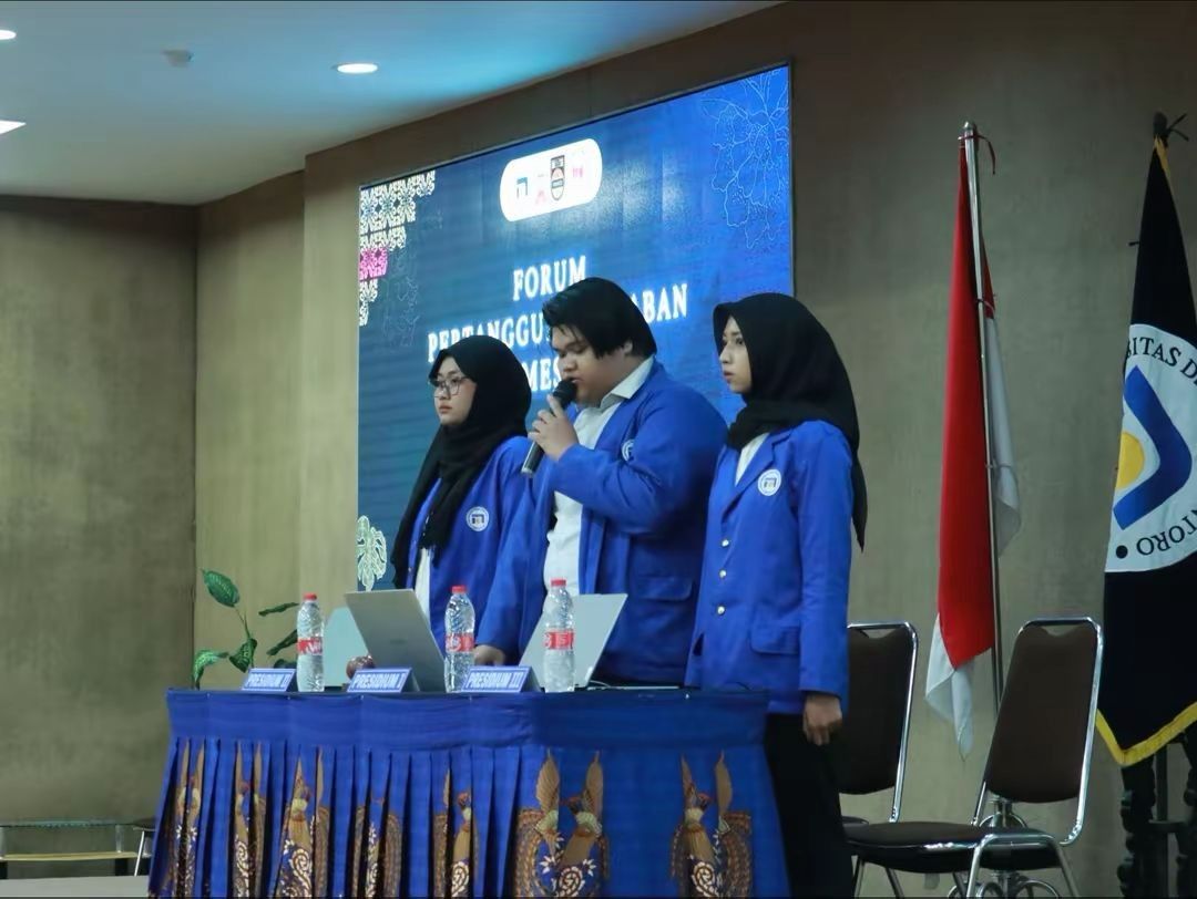 Peralihan MC ke Presidium