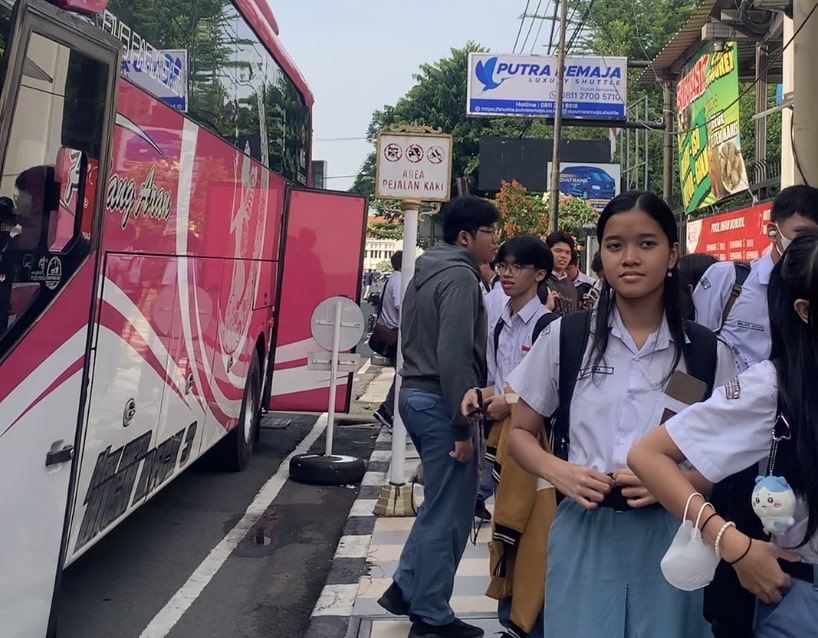 Kedatangan peserta di UDINUS