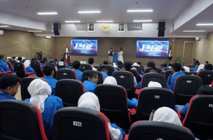 OPEN SOURCE ON THE SCHOOL