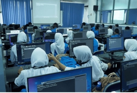 OPEN SOURCE ON THE SCHOOL