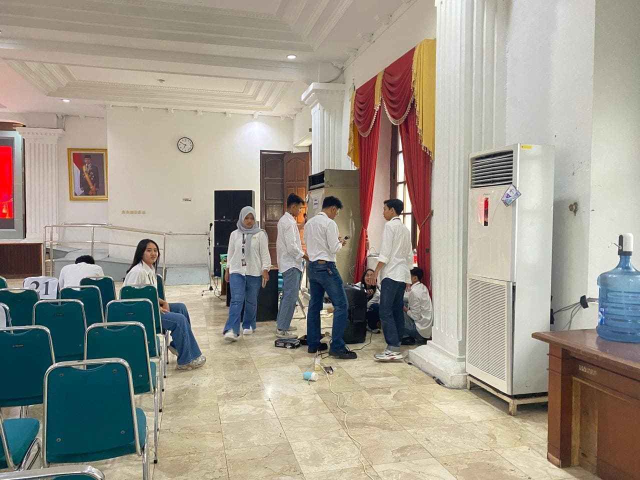 2. Persiapan Panitia dan alat-alat Day 1