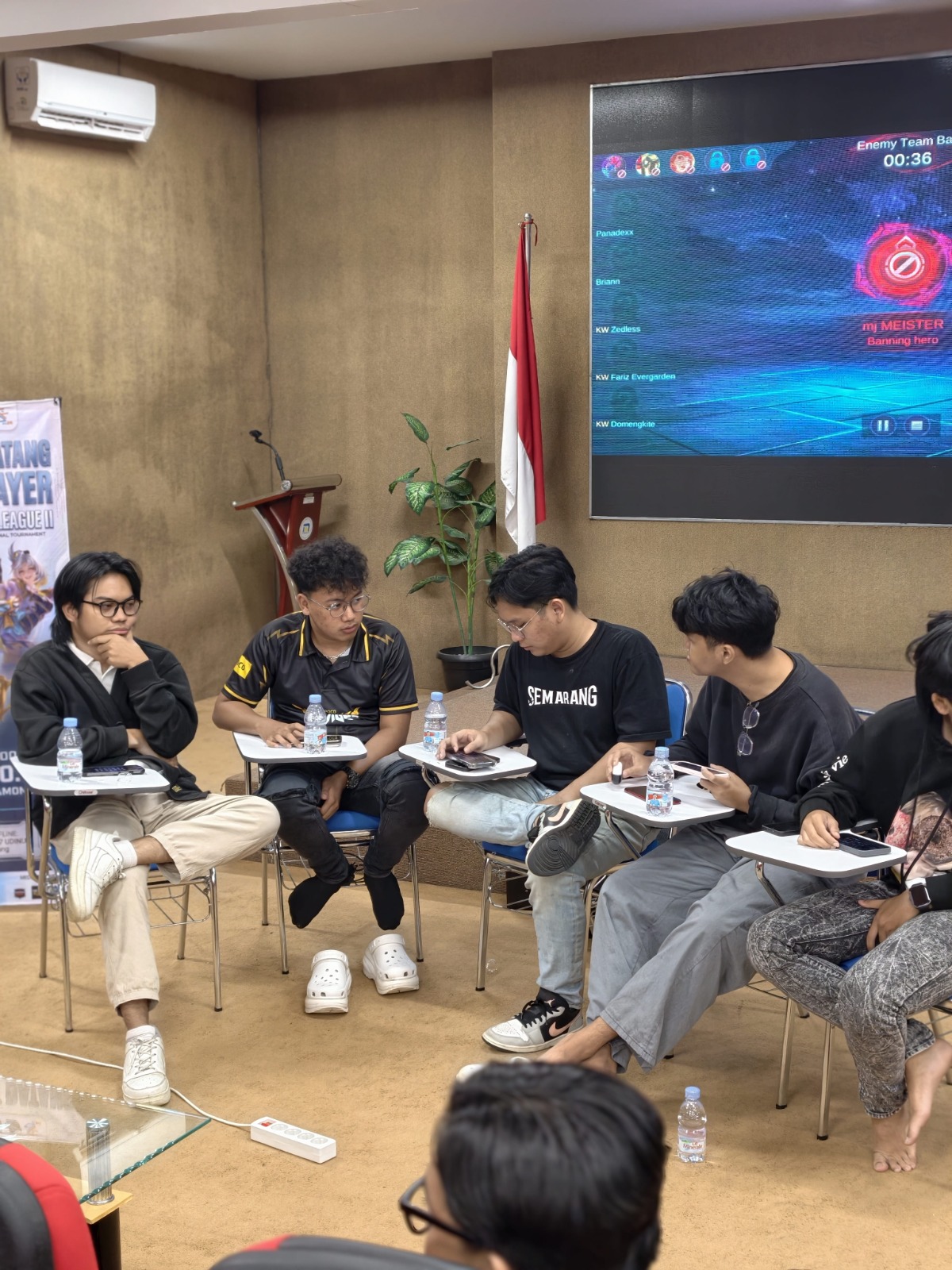 DINUS ESPORTS LEAGUE 2026