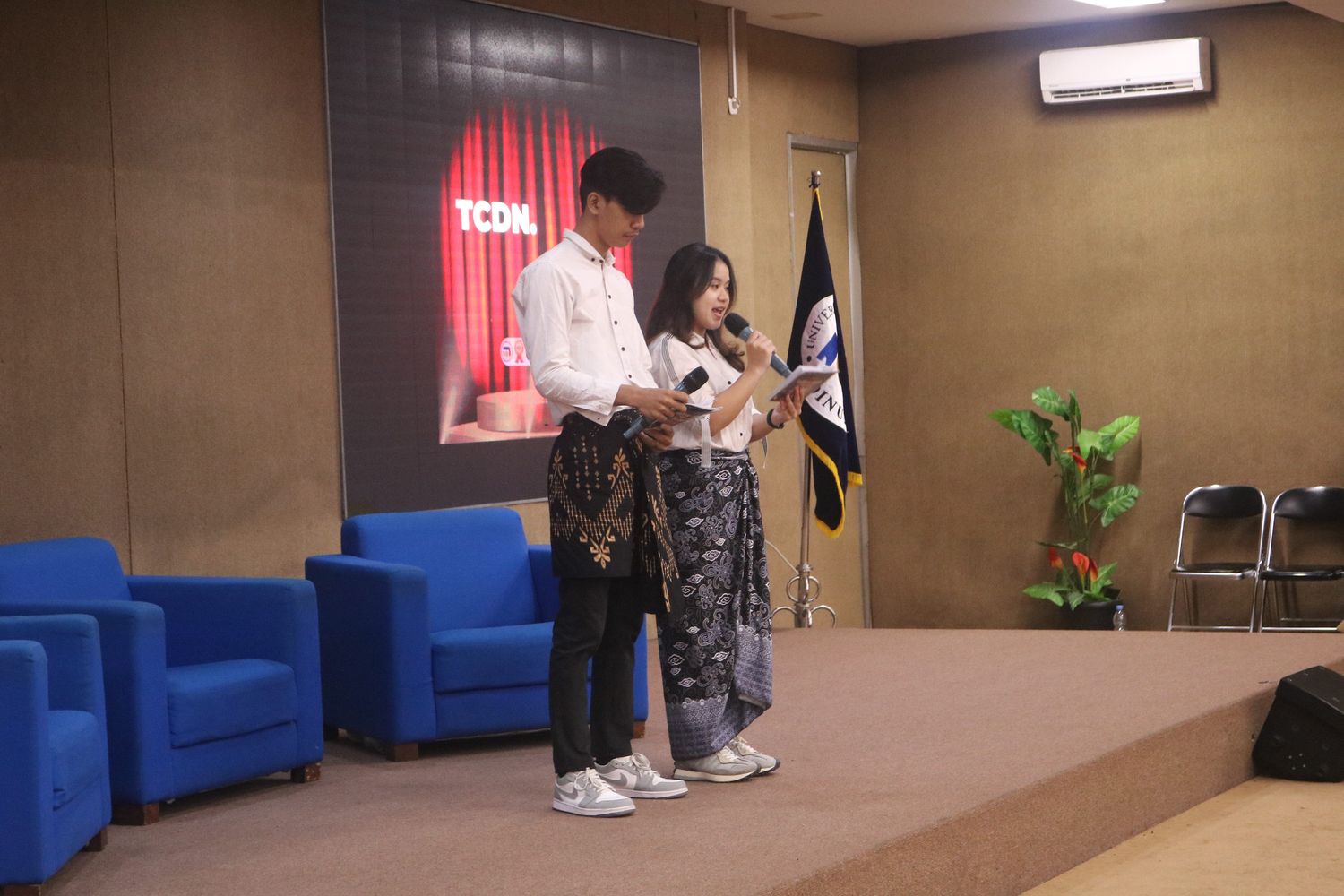3. Opening MC