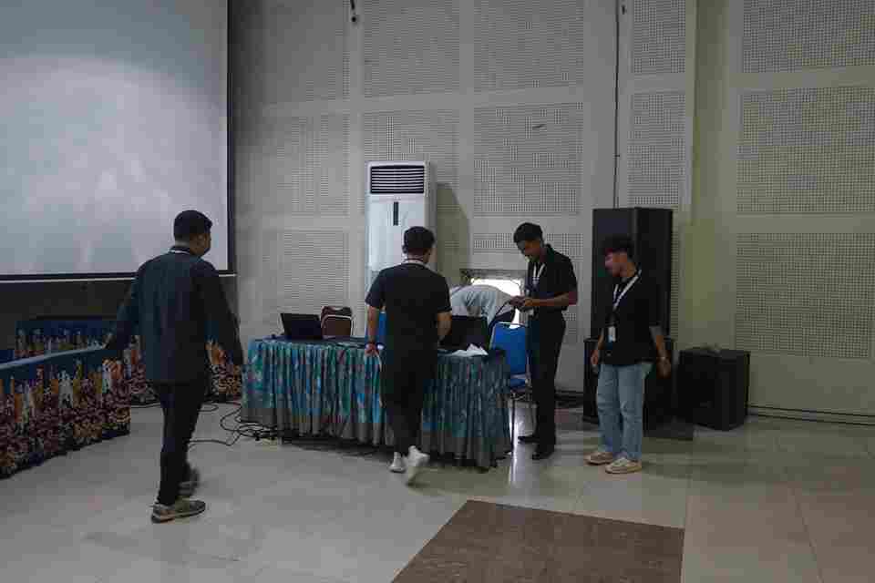 Penataan Ruangan & Dekorasi, Pengecekan Teknis & Multimedia