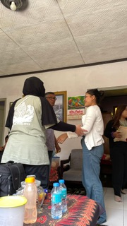 Penyerahan Fee Penginapan