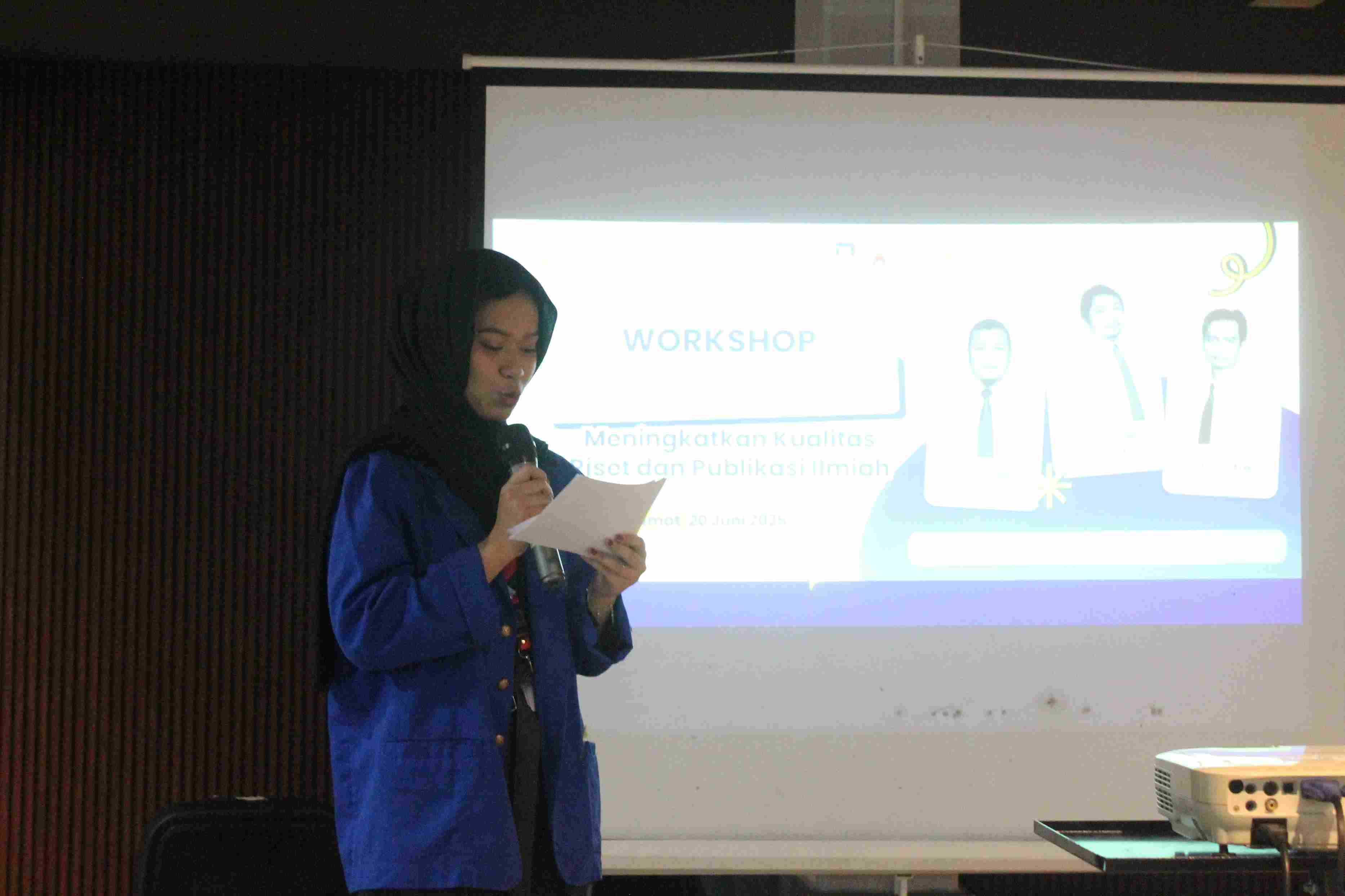 Pembukaan Acara oleh Mc