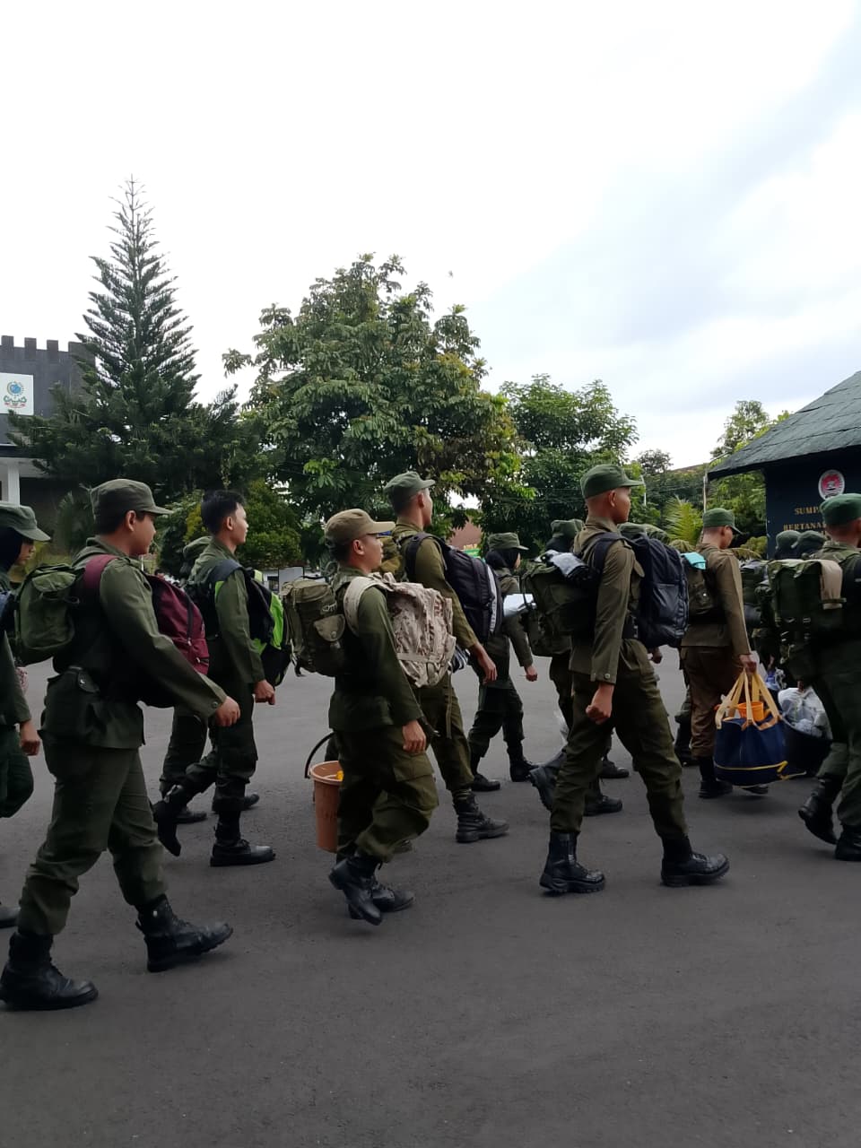 Pemberangkatan Siswa