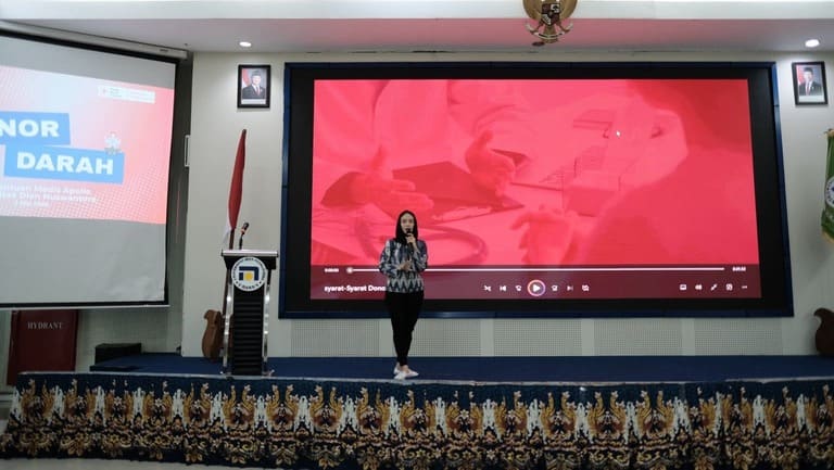 pemaparan materi oleh dr. Okty Prahalanitya
