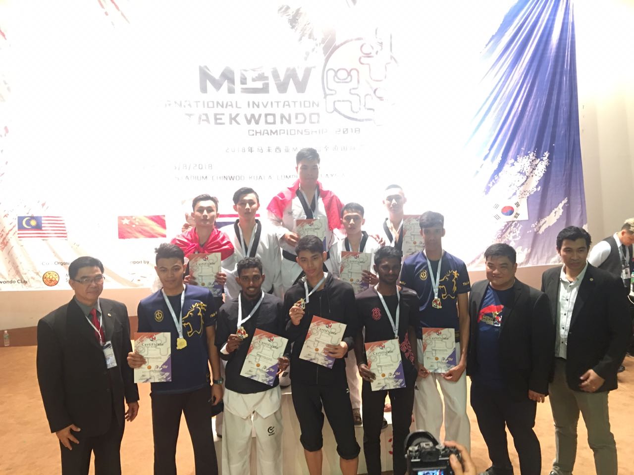 Team Fight, Kontingen Universitas Dian Nuswantoro bersama Pugnator mendapat Juara 2.