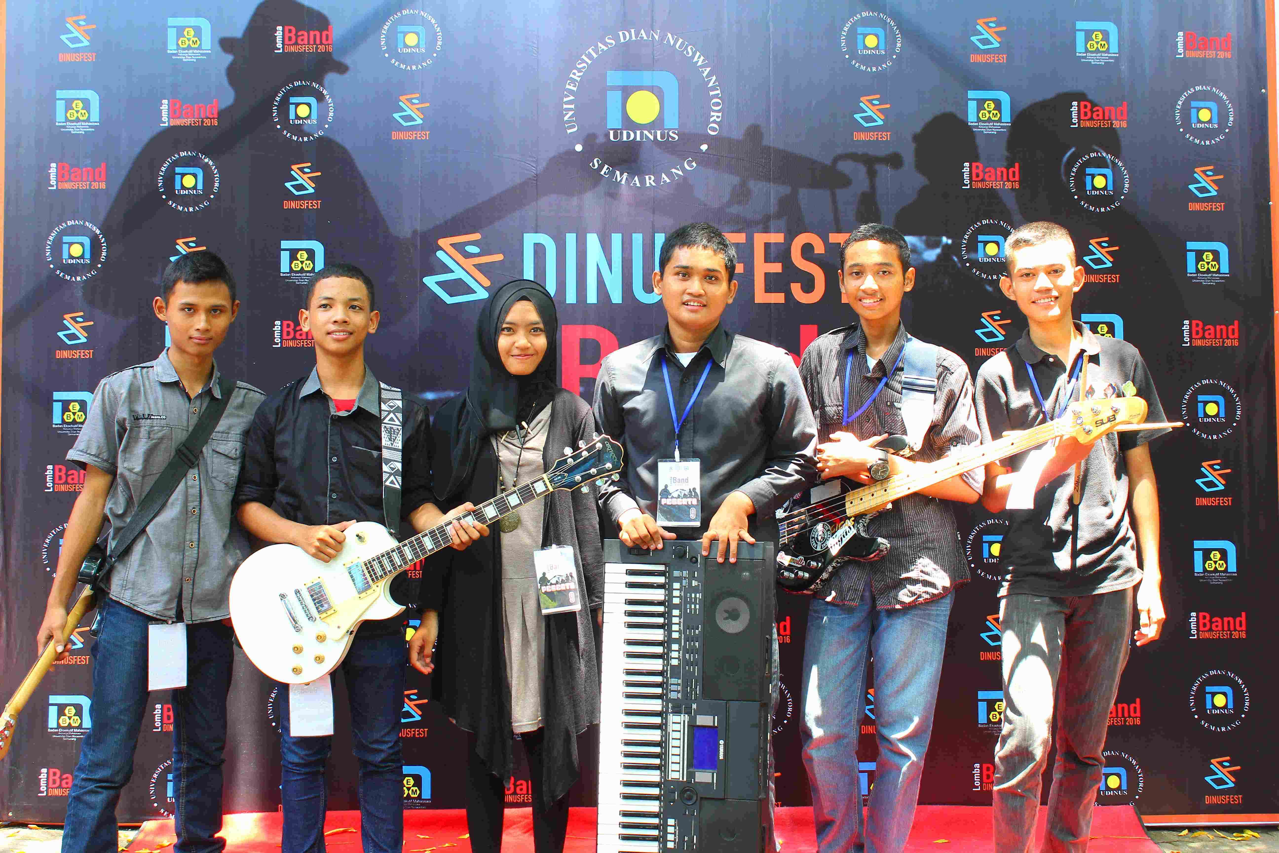 Grup band urutan kesembilan dari SMKN 7 Semarang